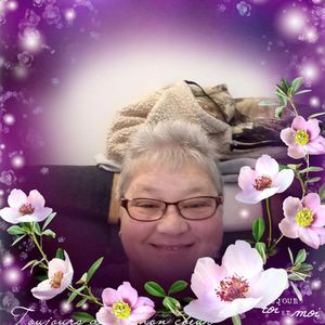 Meet your Posher, Debbie